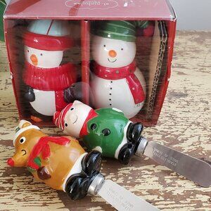 Set Of Christmas Salt & Pepper Shakers Penguin Snowman 2 Christmas Spreaders